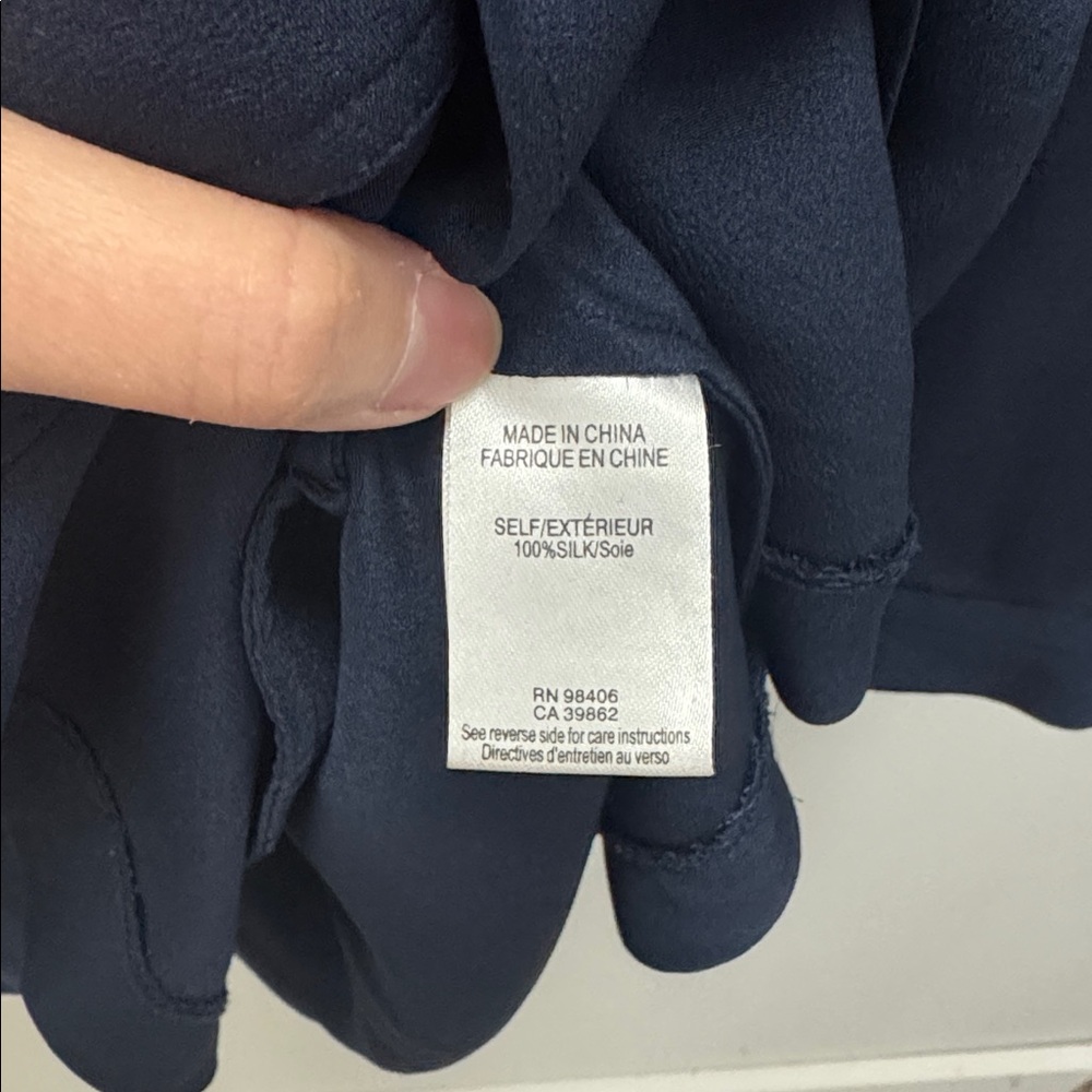 Theory Navy Long Sleeve Silk Dress w Pockets Size 0 - Picture 4 of 9